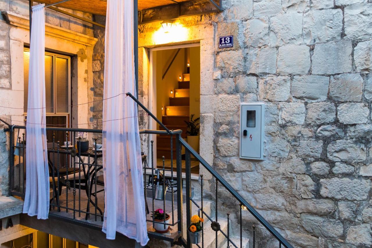 Apartment Vitturina Kastela Bagian luar foto