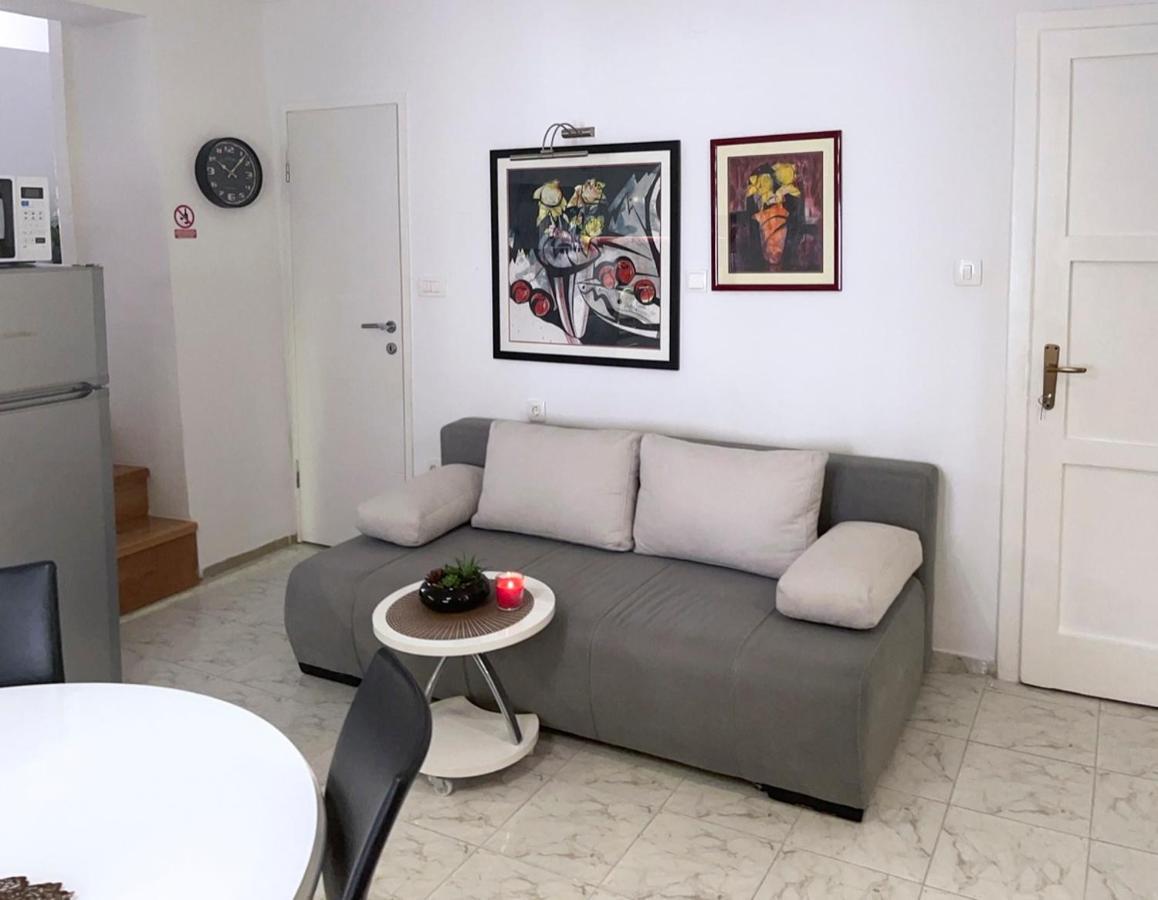 Apartment Vitturina Kastela Bagian luar foto
